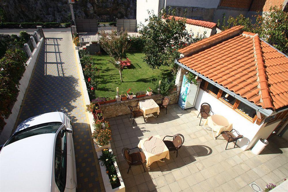 Hotel Pansion Rose Mostar Exterior foto