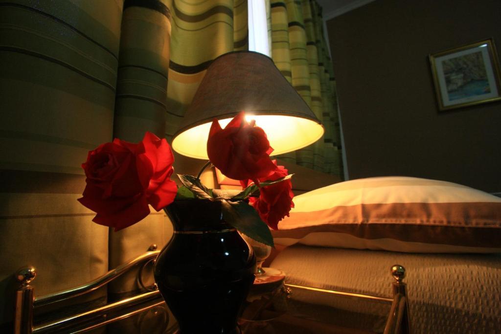 Hotel Pansion Rose Mostar Habitación foto